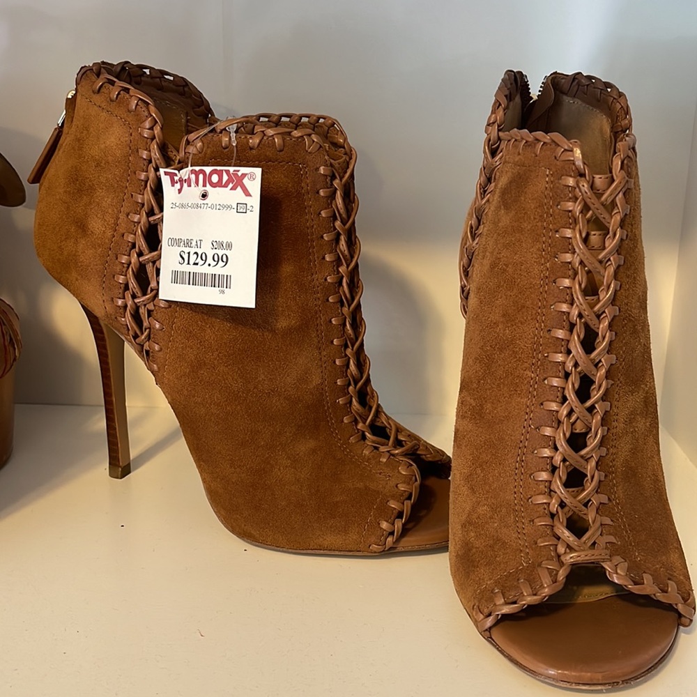 Micheal Kors high heels